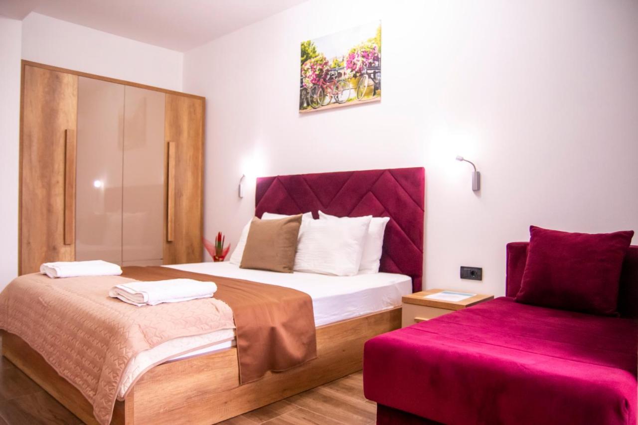 Hotel Lajka Luxury Ulcinj Eksteriør billede