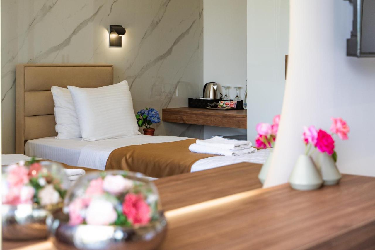Hotel Lajka Luxury Ulcinj Eksteriør billede