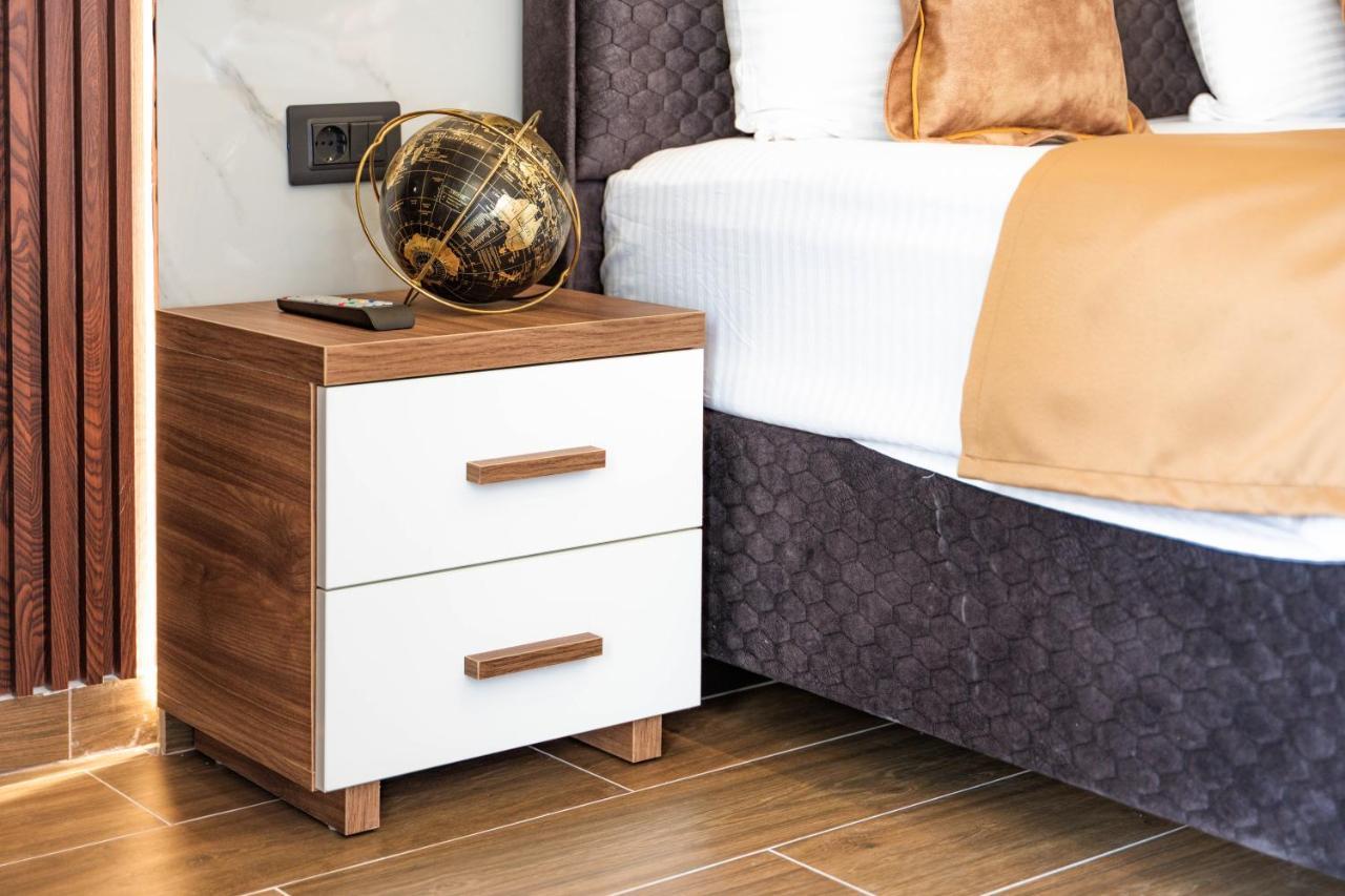 Hotel Lajka Luxury Ulcinj Eksteriør billede