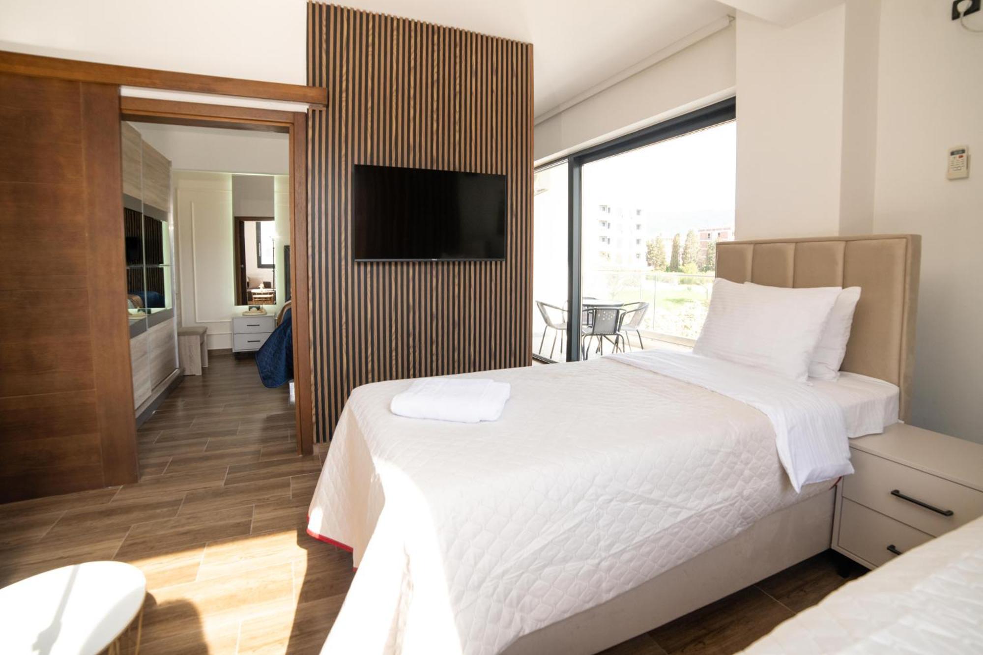Hotel Lajka Luxury Ulcinj Eksteriør billede